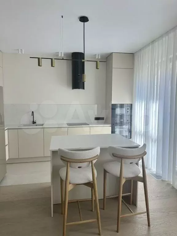 4-к. квартира, 161 м, 3/7 эт. - Фото 0