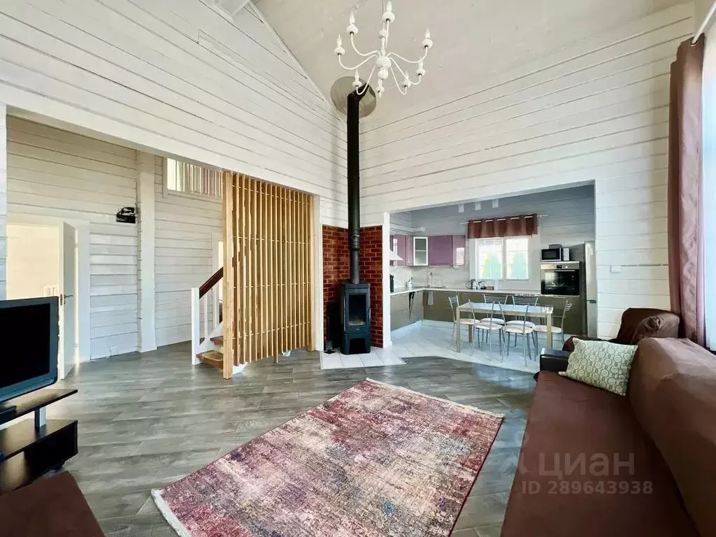 Дом в Ленинградская область, Выборгский район, Каменногорское ... - Фото 2