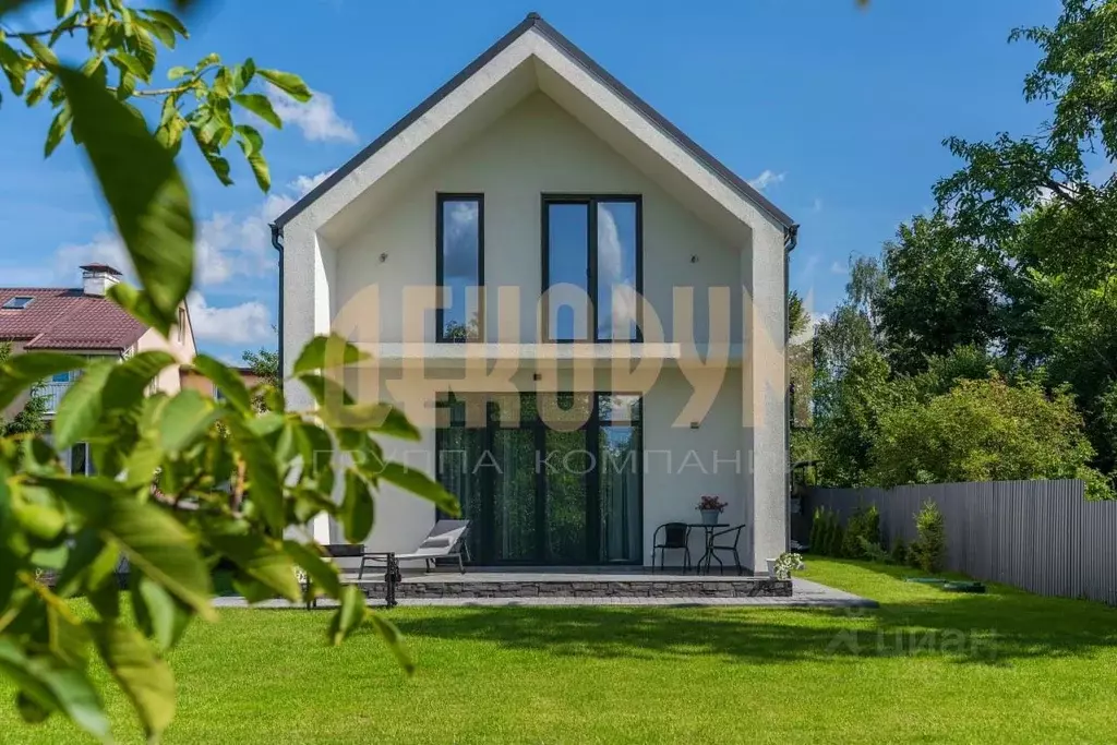 Дом в Калининградская область, Гурьевский муниципальный округ, пос. ... - Фото 1