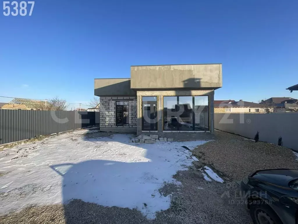 Дом в Крым, Сакский район, с. Уютное, Прибой СПК ул. Каштановая, 42 ... - Фото 2