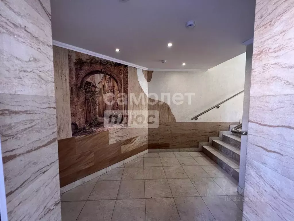 Помещение свободного назначения в Курская область, Курск просп. ... - Фото 1