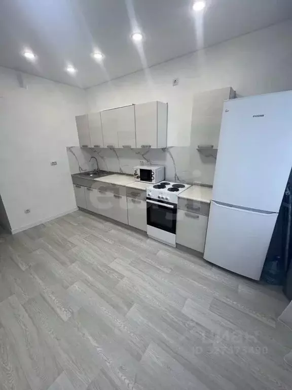 1-к кв. Тюменская область, Тюмень ул. Новоселов, 92 (34.0 м) - Фото 1