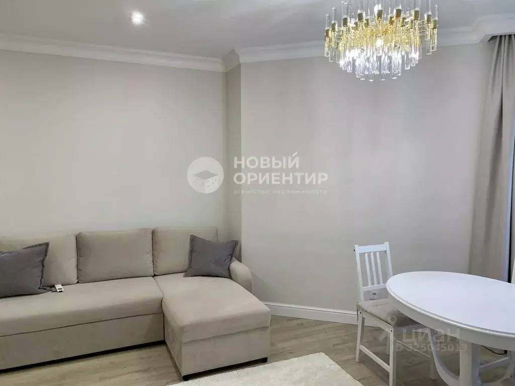 2-к кв. Свердловская область, Екатеринбург пер. Гаринский, 5 (56.0 м) - Фото 2