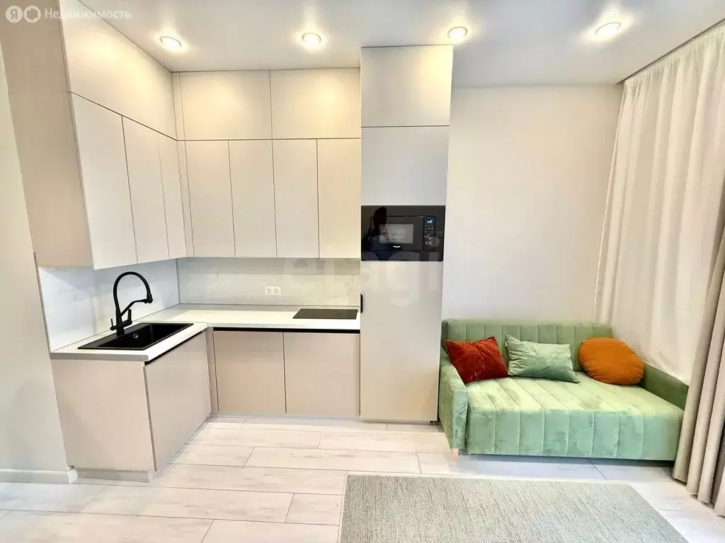 1-комнатная квартира: Тюмень, улица Разведчика Кузнецова, 16 (38.5 м) - Фото 1