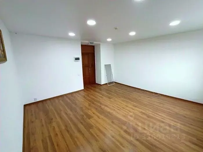 Офис в Севастополь ул. Частника, 95 (15 м) - Фото 2