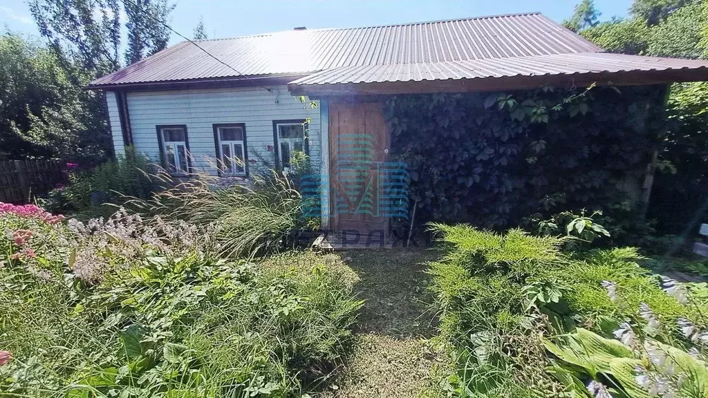 Дом в Калужская область, Дзержинский район, Дворцы с/пос, д. Обухово ... - Фото 0