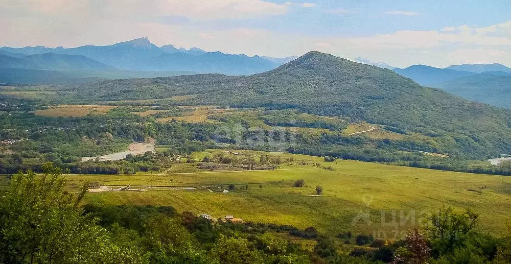 Участок в Адыгея, Майкопский район, Даховская ст-ца Советская ул. ... - Фото 0