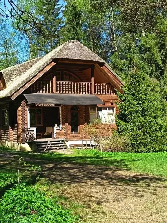 Дом в Новгородская область, Новгородский район, Савинское с/пос, д. ... - Фото 1