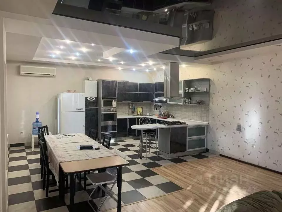 Дом в Краснодарский край, Краснодар Осетинская ул., 9 (350 м) - Фото 2