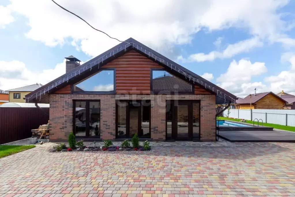 Дом в Тюменская область, Тюменский муниципальный округ, с. Луговое ул. ... - Фото 1