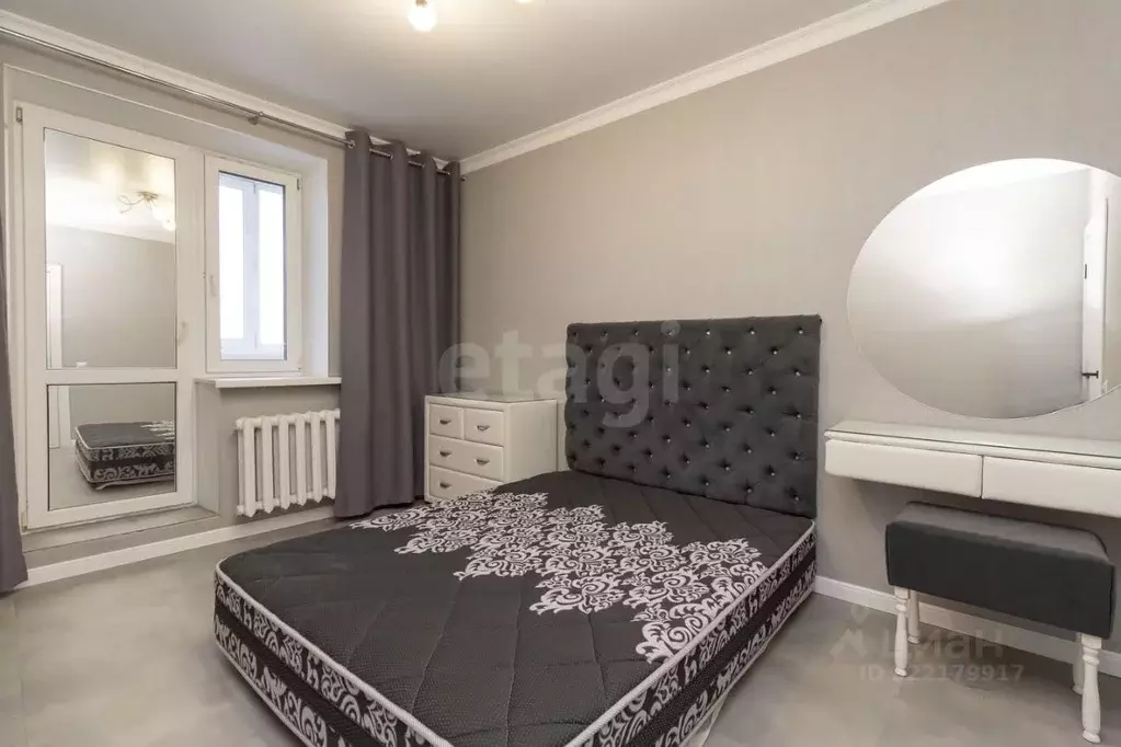 2-к кв. Тюменская область, Тюмень ул. Муравленко, 13 (87.0 м) - Фото 0