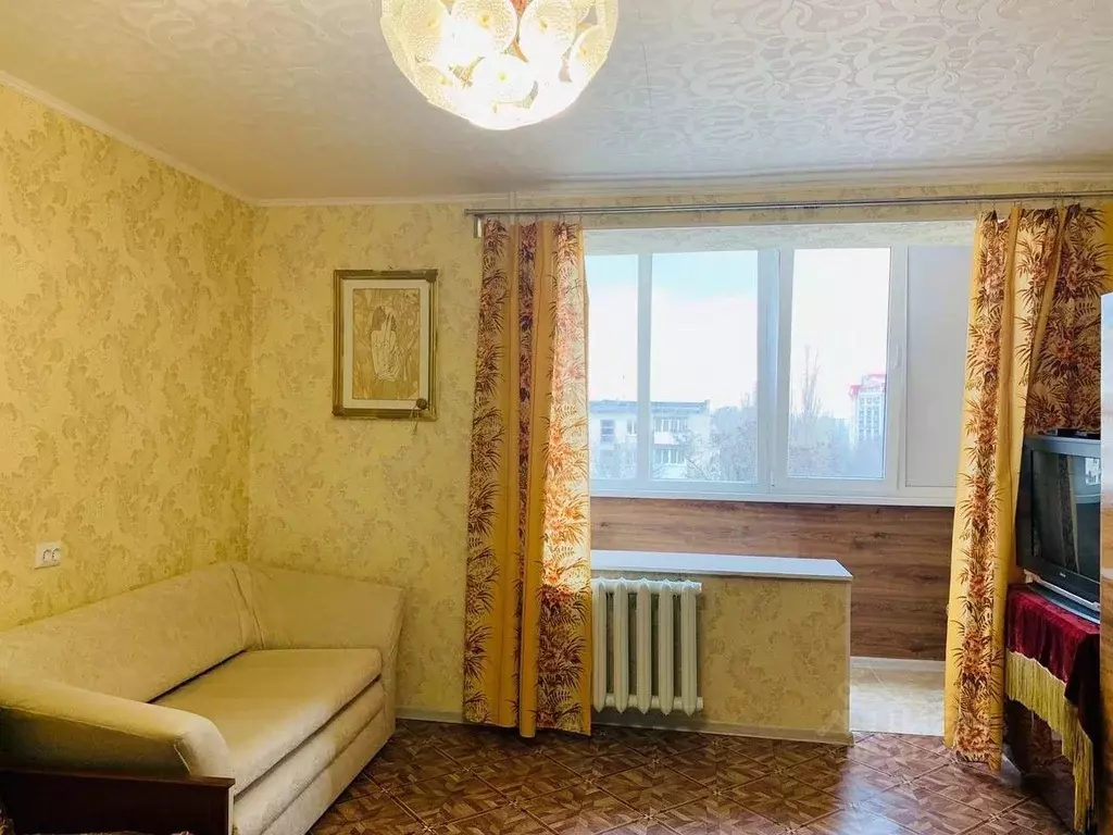 1-к кв. Крым, Симферополь ул. Кечкеметская (32.0 м) - Фото 1