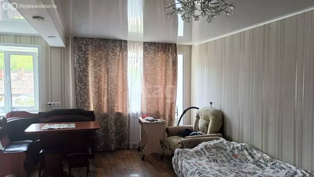 1-комнатная квартира: Ирбит, улица Коммуны, 39 (31.8 м) - Фото 1