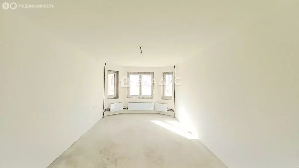 2-комнатная квартира: Липецк, улица Василия Саунина, 1 (79.19 м) - Фото 1