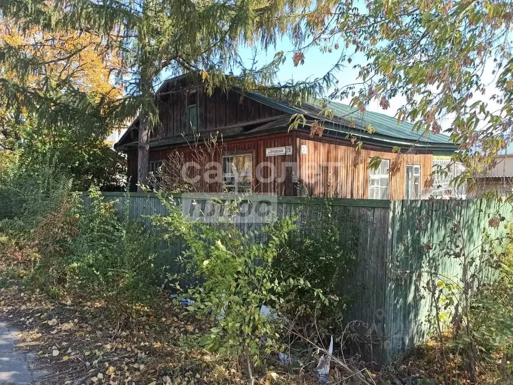 Дом в Хабаровский край, Комсомольск-на-Амуре ул. Коммунаров, 40 (60 м) - Фото 2