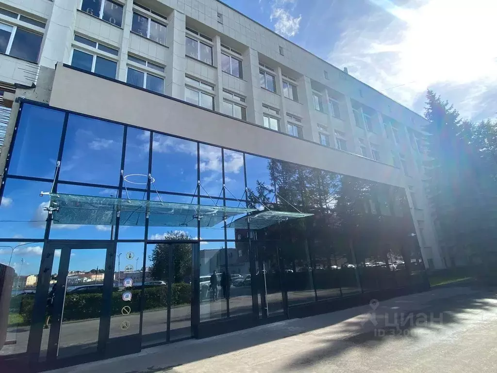 Офис в Санкт-Петербург Малоохтинский просп., 68 (1700 м) - Фото 1