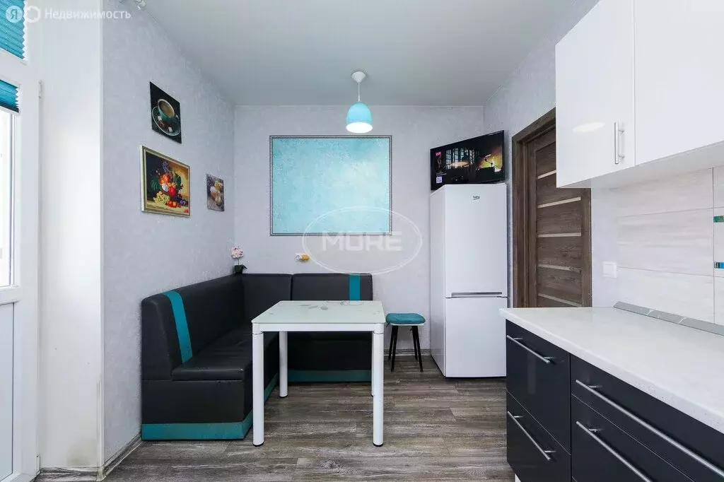 2-комнатная квартира: Калининград, улица Александра Невского, 263 ... - Фото 1
