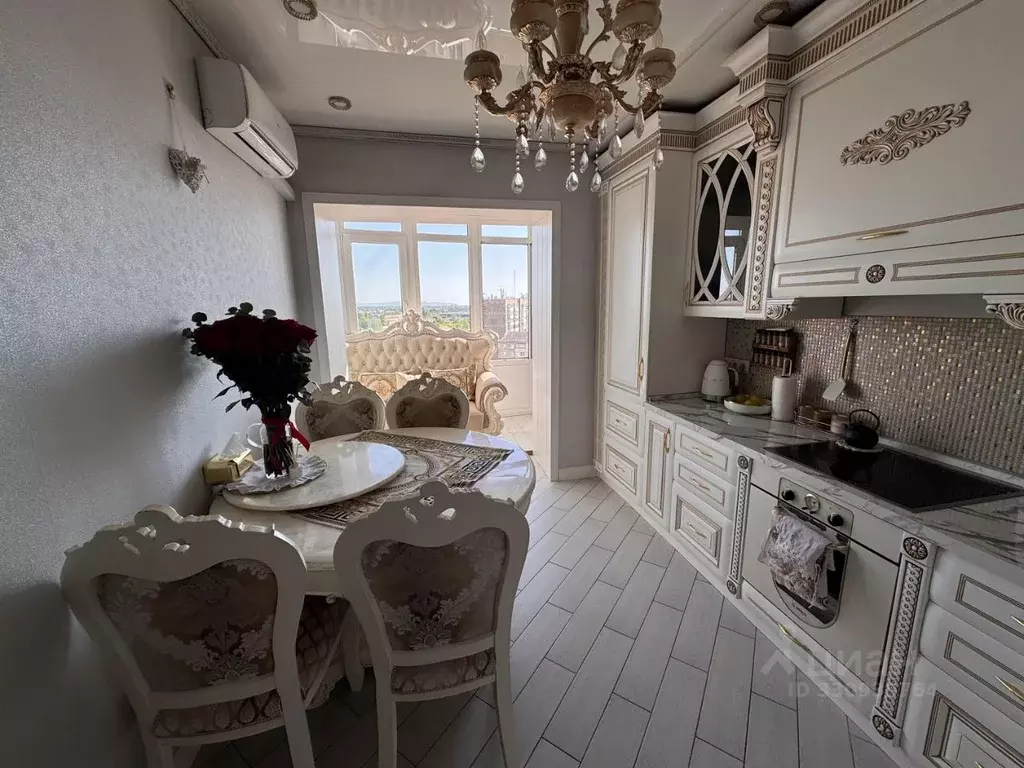 2-к кв. Хакасия, Абакан ул. Стофато, 12А (59.2 м) - Фото 1