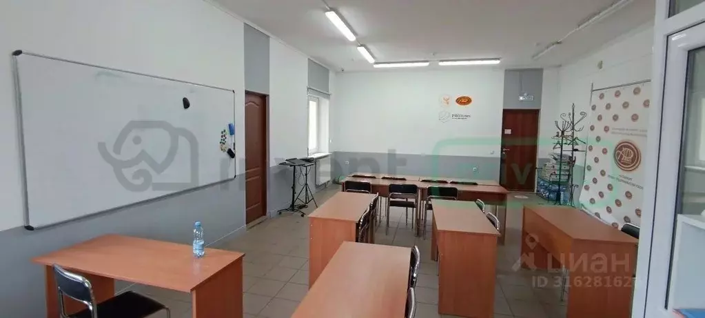 Офис в Калининградская область, Калининград ул. Горького, 69 (60 м) - Фото 1