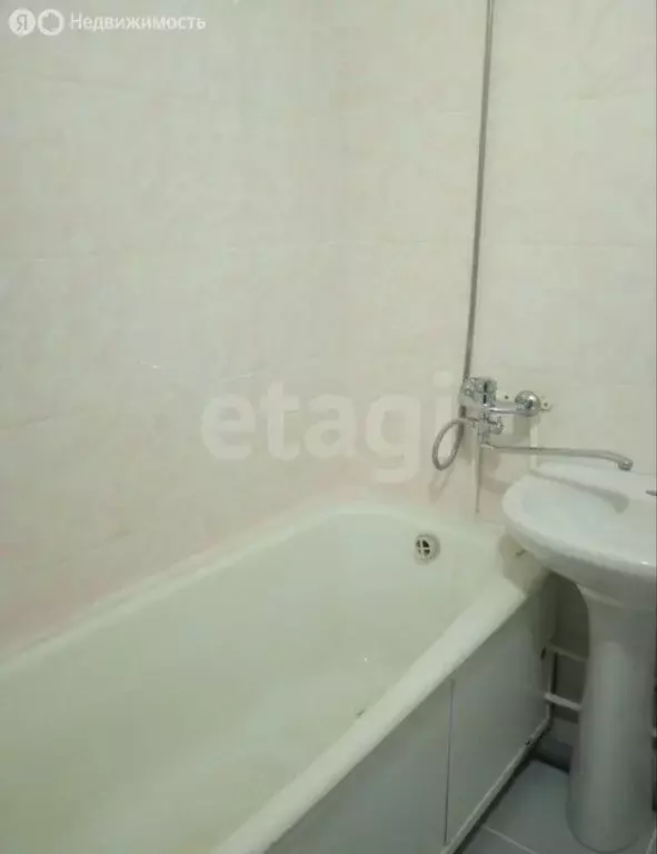 1-комнатная квартира: Омск, улица Дмитриева, 4/1 (30 м) - Фото 2