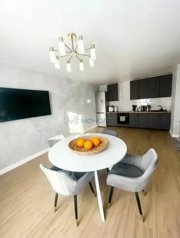 2-комнатная квартира: Чебоксары, улица Энергетиков, 17к1 (60.5 м) - Фото 1