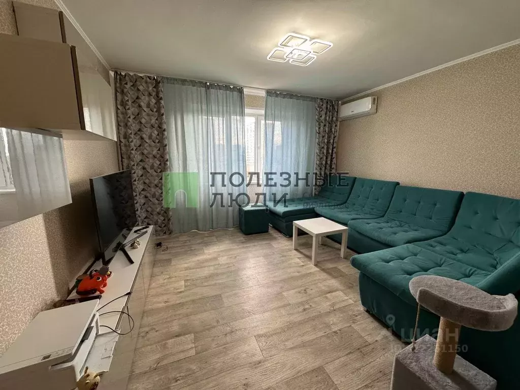 2-к кв. Красноярский край, Красноярск Взлетная ул., 26А (55.4 м) - Фото 0