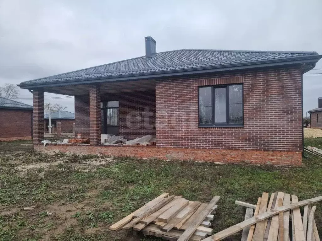 Дом в Ростовская область, Азовский район, Новоалександровка хут.  (107 ... - Фото 2