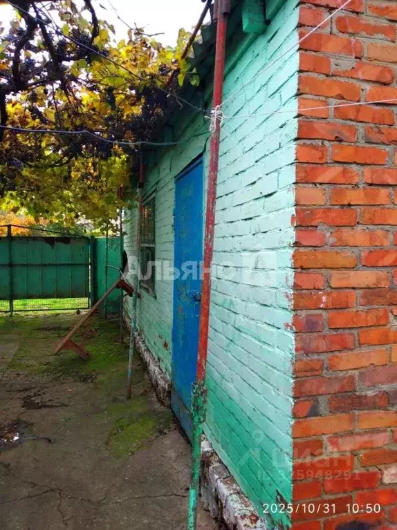 Дом в Краснодарский край, Усть-Лабинский район, Кирпильское с/пос, ... - Фото 2