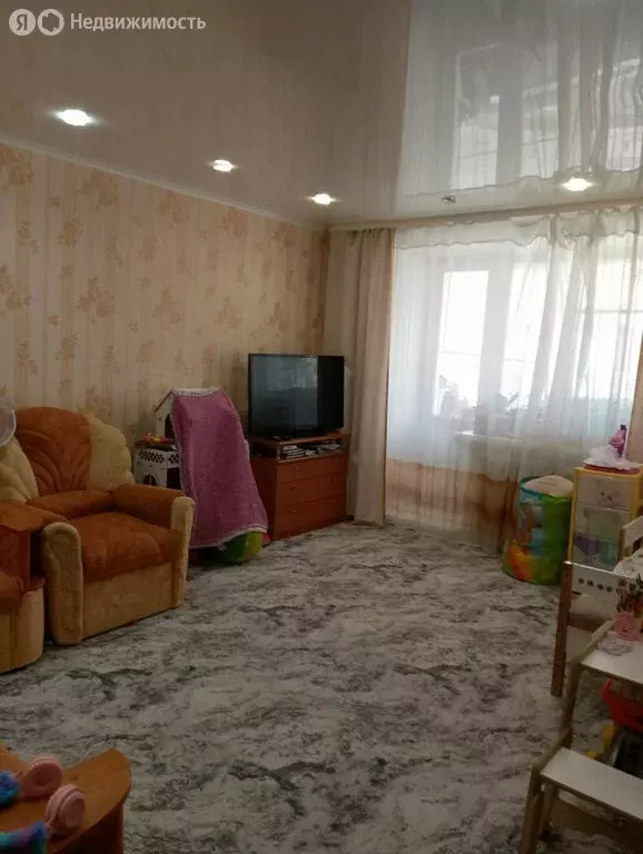 2-комнатная квартира: Ялуторовск, улица Революции, 133 (54 м) - Фото 2