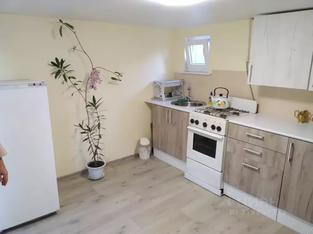 Дом в Крым, Керчь ул. Павла Бутова, 25 (60 м) - Фото 1