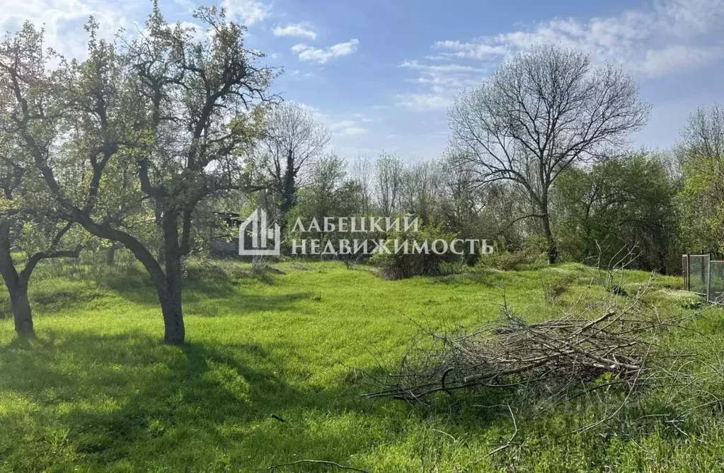 Дом в Крым, Бахчисарайский район, Куйбышевское с/пос, с. Высокое ул. ... - Фото 2