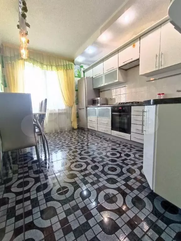 2-к. квартира, 63 м, 6/10 эт. - Фото 1