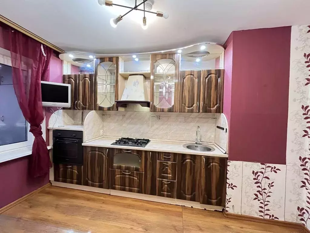 3-к кв. Новгородская область, Великий Новгород Шелонская ул., 1А (64.1 ... - Фото 1