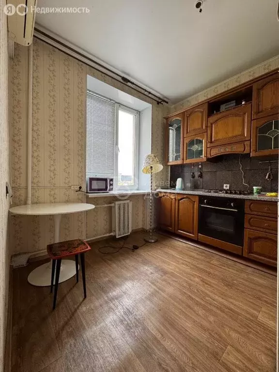 3-комнатная квартира: Волгоград, Рабоче-Крестьянская улица, 39 (83.3 ... - Фото 1