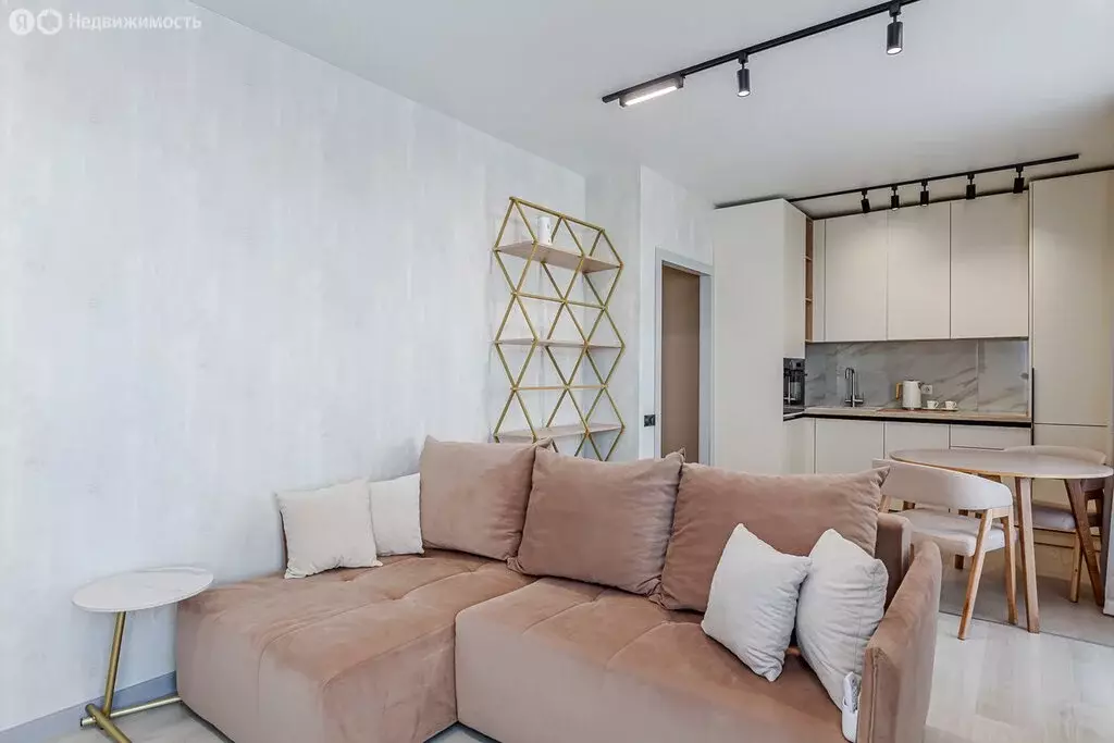 2-комнатная квартира: Казань, улица Аделя Кутуя, 110Е (47 м) - Фото 1