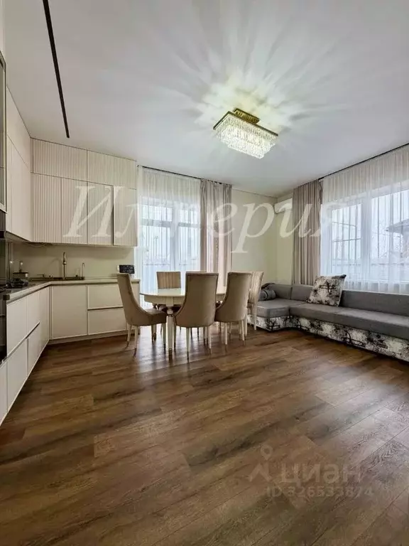 Дом в Краснодарский край, Новокубанск  (100 м) - Фото 1