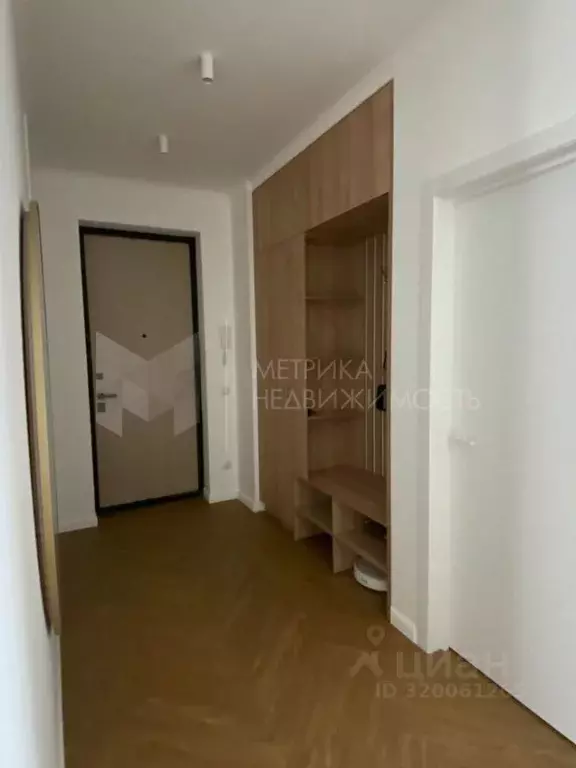 2-к кв. Тюменская область, Тюмень ул. Молодогвардейцев, 5к1 (59.4 м) - Фото 0