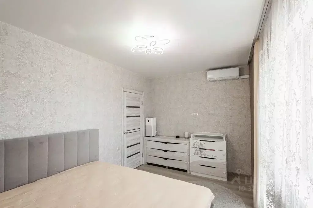 2-к кв. Омская область, Омск ул. Долгирева, 2 (63.2 м) - Фото 2