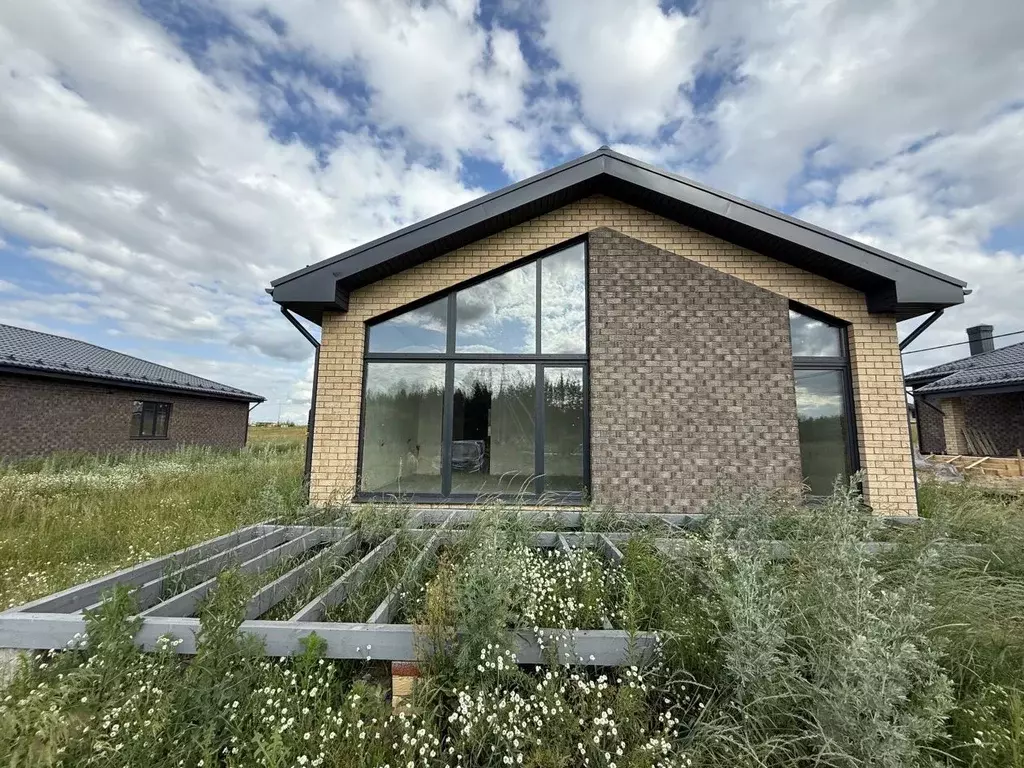 Дом в Татарстан, Лаишевский район, Нармонское с/пос, с. Тетеево  (100 ... - Фото 0