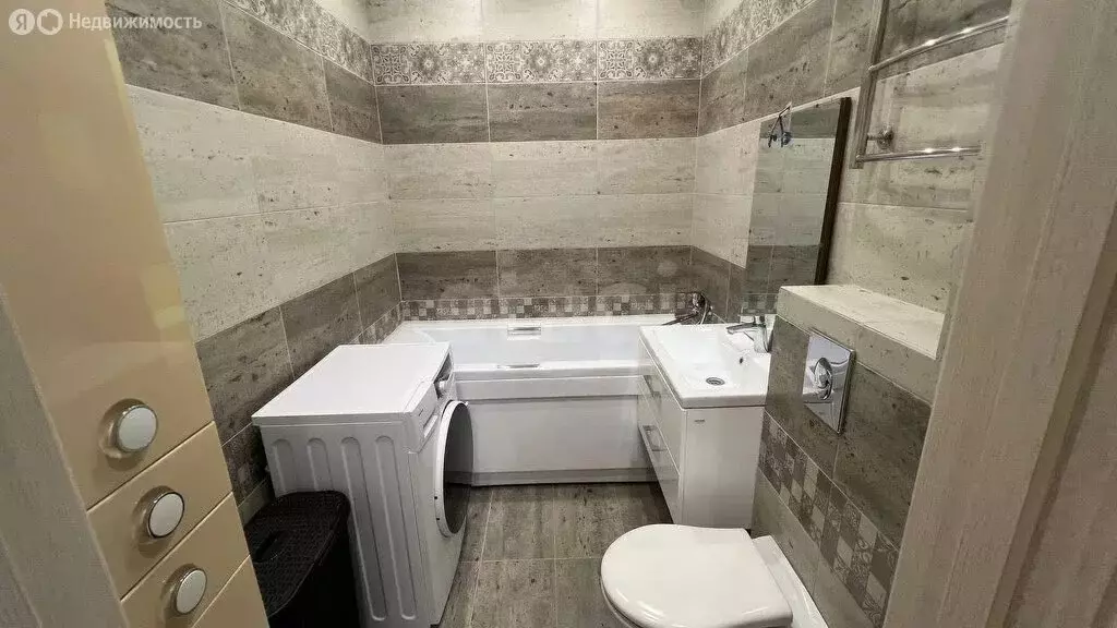 1-комнатная квартира: Ялуторовск, улица Менделеева, 7А (41 м) - Фото 1