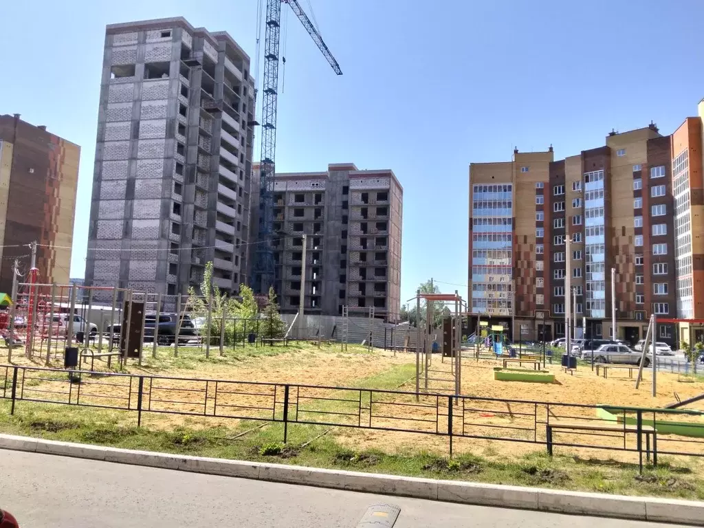 3-к кв. Марий Эл, Йошкар-Ола ул. 70-летия Вооруженных Сил СССР, с5/2 ... - Фото 1