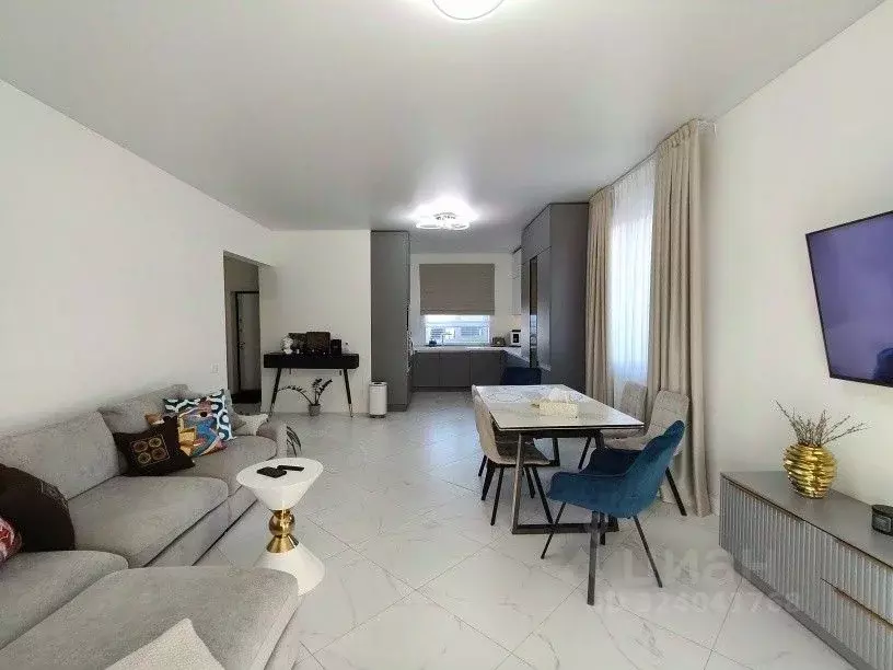 Коттедж в Свердловская область, Екатеринбург Аэродром ДНП, 584/2 (112 ... - Фото 1