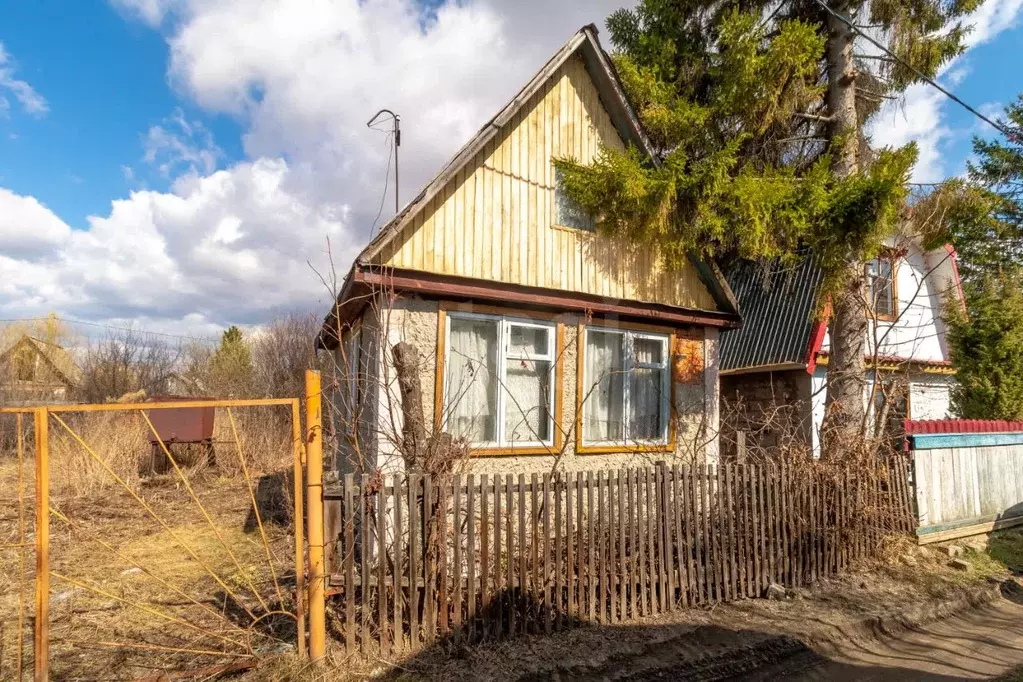 Дом в Тюменская область, Тюмень Строитель-3 СНТ, ул. Рябиновая (20 м) - Фото 1