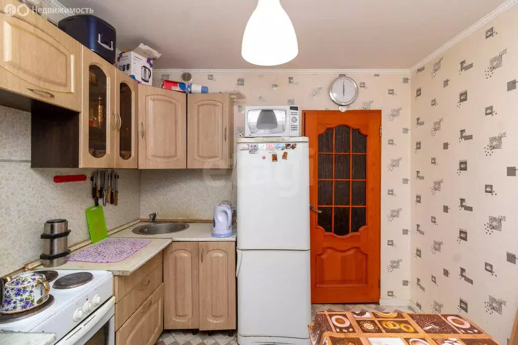 2-комнатная квартира: Тюмень, улица Мамина-Сибиряка, 20 (44 м) - Фото 1