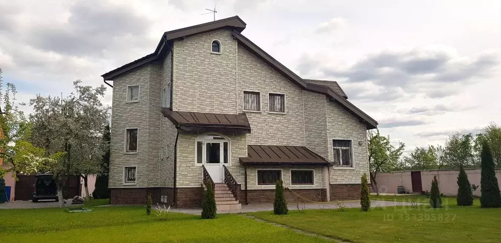 Коттедж в Москва д. Десна, ул. Широкая, 49 (340 м) - Фото 1