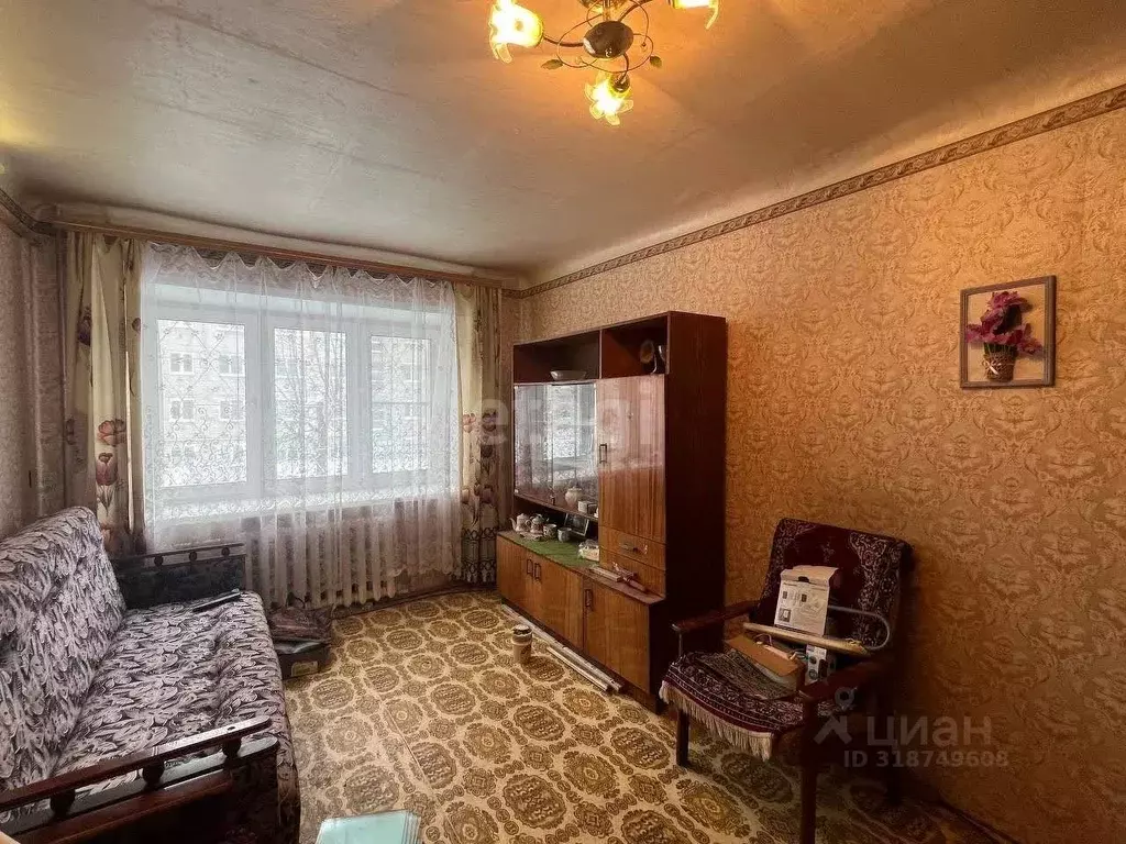 2-к кв. Владимирская область, Ковров Молодогвардейская ул., 7 (42.5 м) - Фото 0