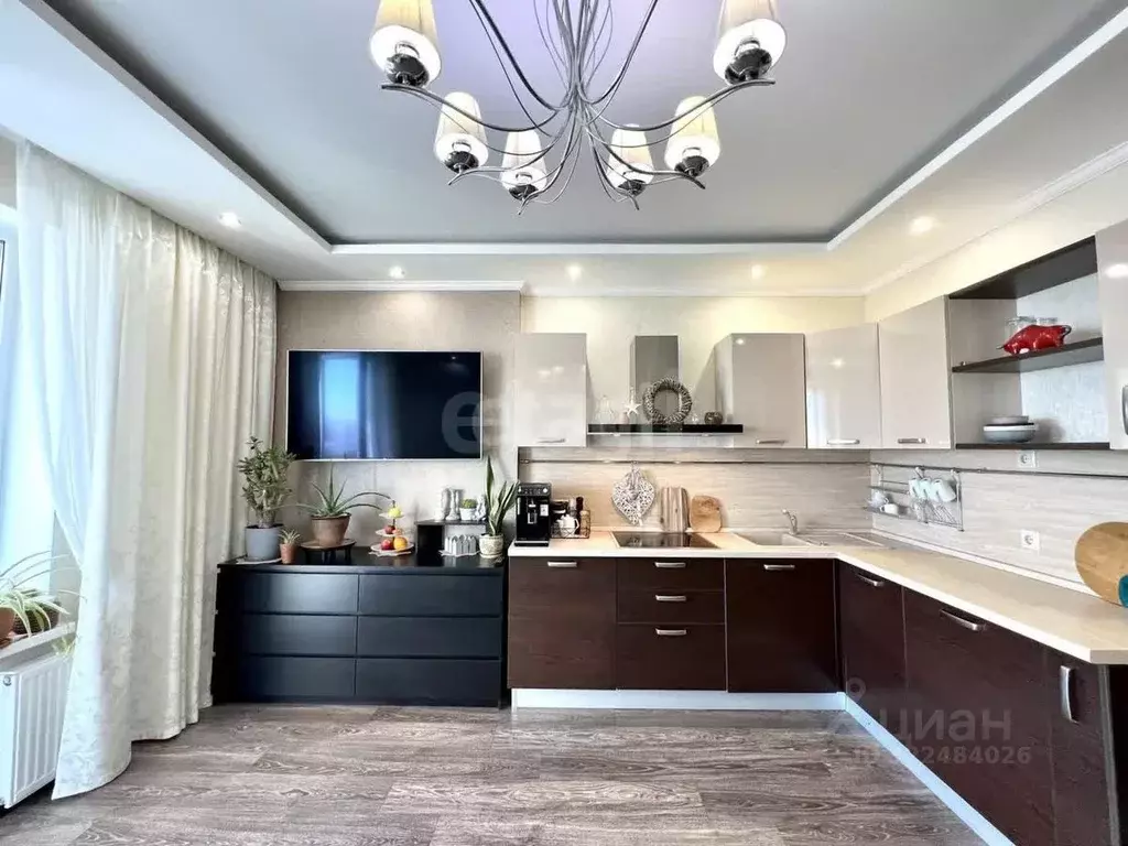 2-к кв. Курганская область, Курган ул. Гоголя, 109 (69.5 м) - Фото 1