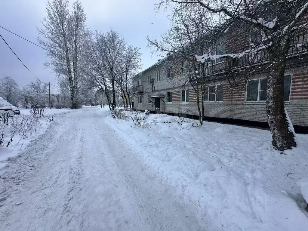 2-к кв. Ленинградская область, Волховский район, д. Иссад, Центральный ... - Фото 1