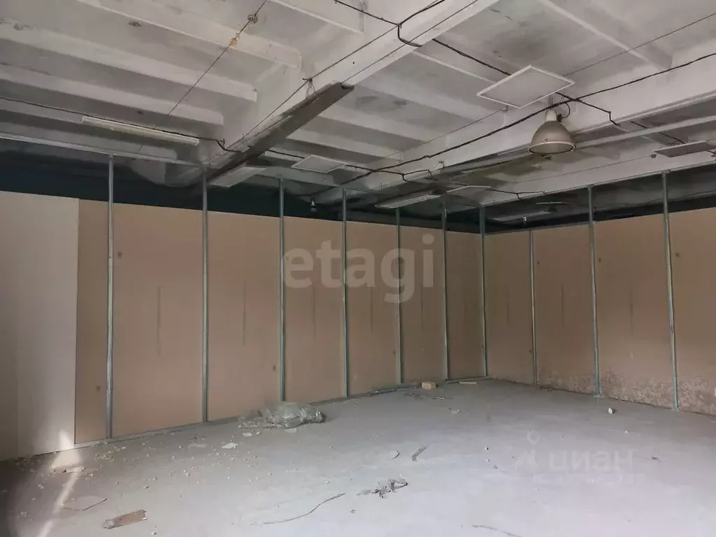 Склад в Красноярский край, Красноярск Зеленая Роща мкр, ул. Воронова, ... - Фото 1