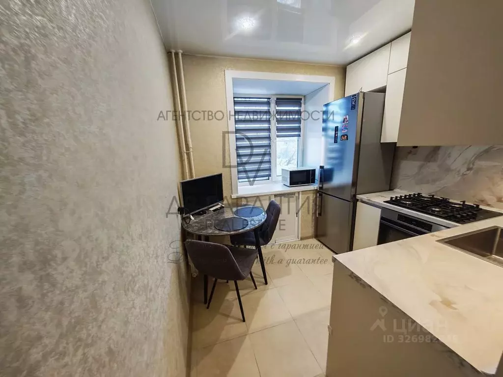 2-к кв. Хабаровский край, Комсомольск-на-Амуре ул. Гамарника, 18 (48.0 ... - Фото 1